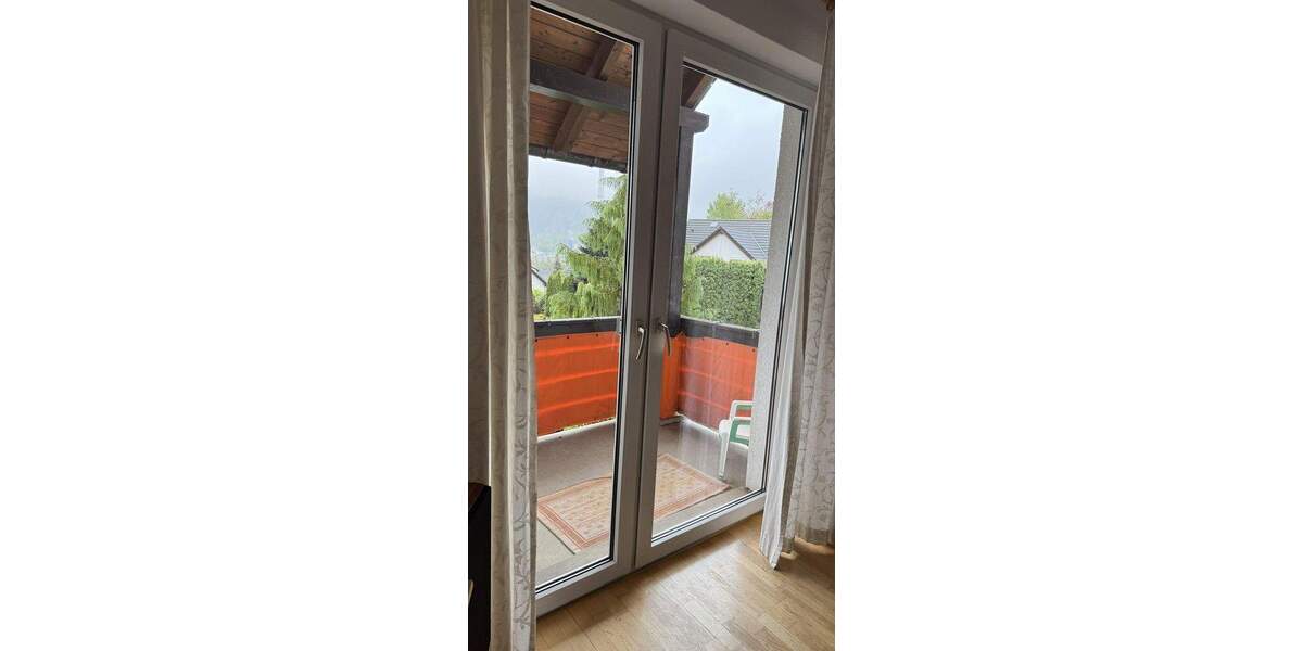 Reihenmittelhaus Aue - 5 Zimmer, 130 m&sup2;, 330.000&euro; | Angebot:25771065