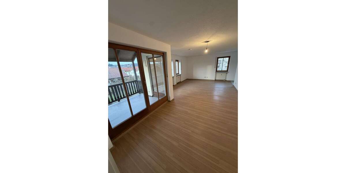 Etagenwohnung Bad Endorf Hofham - 2 Zimmer, 65 m&sup2;, 780&euro; | Angebot:25625451