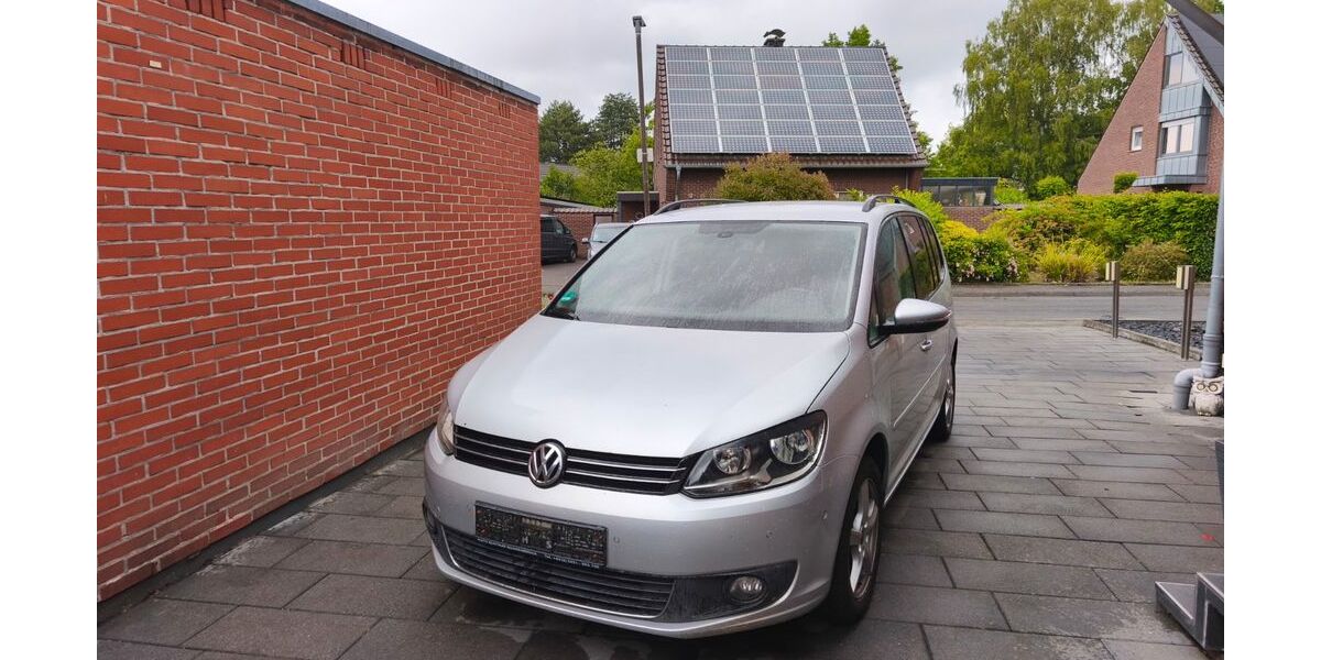 VW Touran 261.357 km 5.650 &euro; Nettetal 41334
