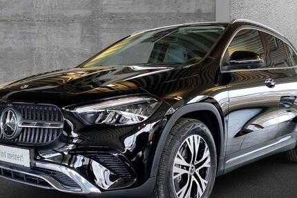 Mercedes-Benz GLA 180 4.900 km 42.690 € Röhrnbach 94133