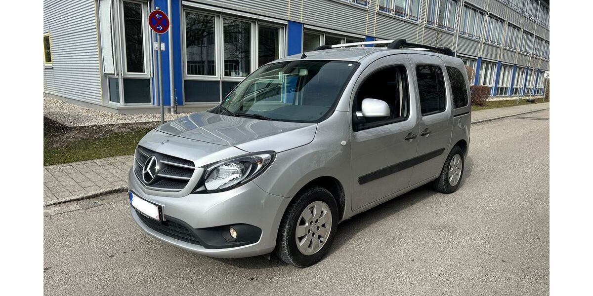 Mercedes-Benz Citan 77.000 km 14.250 &euro; München 81827