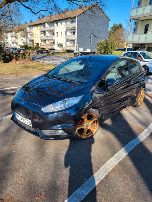 Ford Fiesta 75.756 km 11.500 € Hückeswagen 42499