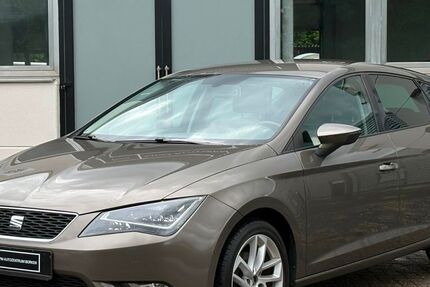 Seat Leon 74.623 km 13.940 &euro; Borken 46325