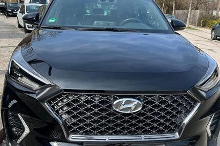 Hyundai TUCSON 95.000 km 22.000 &euro; München 81735