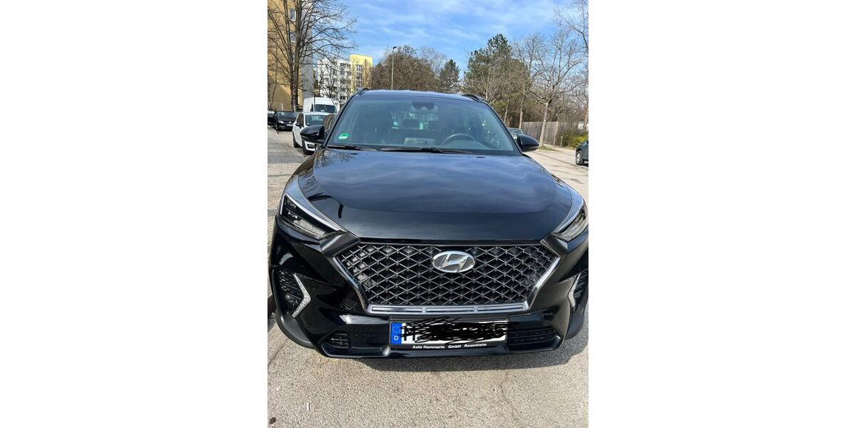 Hyundai TUCSON 95.000 km 22.000 &euro; München 81735