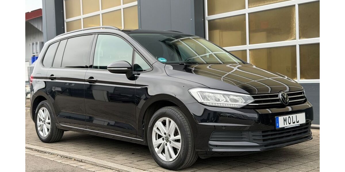 VW Touran 70.000 km 28.900 &euro; Friedrichshafen 88045