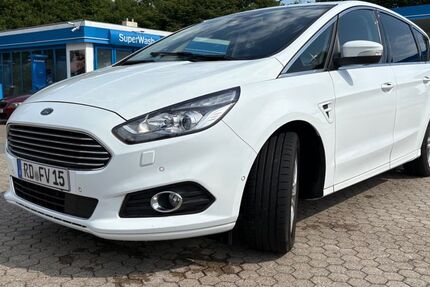 Ford S-Max 98.000 km 15.900 &euro; Molfsee 24113