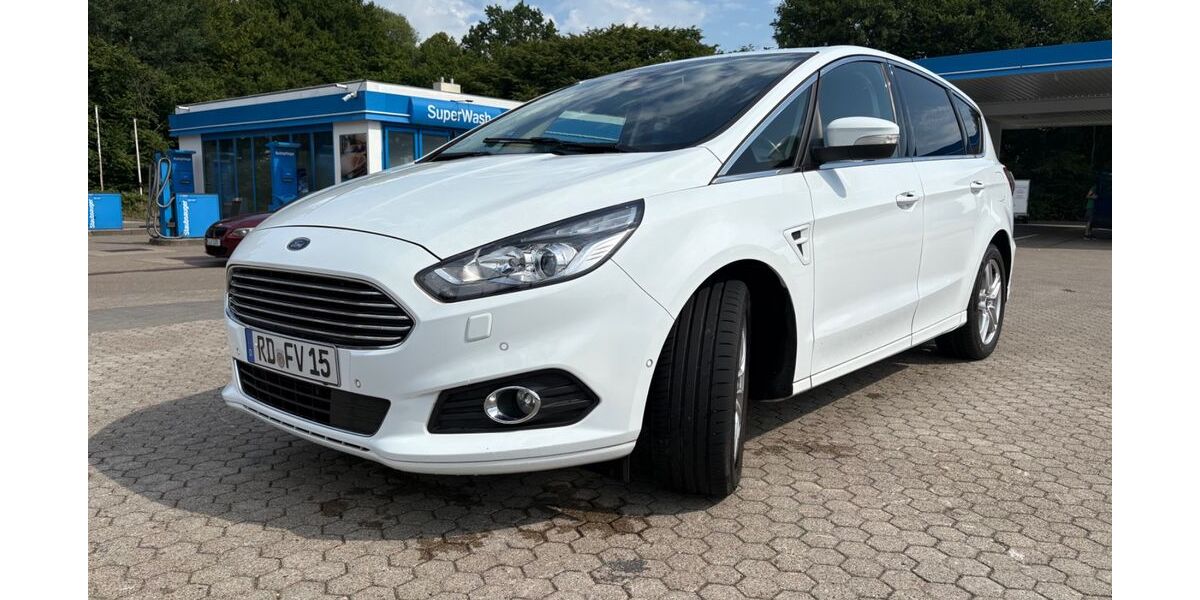Ford S-Max 98.000 km 15.900 &euro; Molfsee 24113