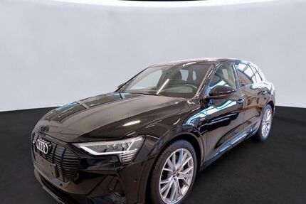 Audi e-tron 35.836 km 32.485 &euro; Hagen 58091