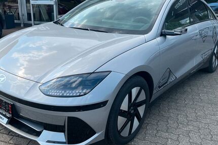 Hyundai IONIQ 6 6.500 km 39.000 € Steinfeld 76889