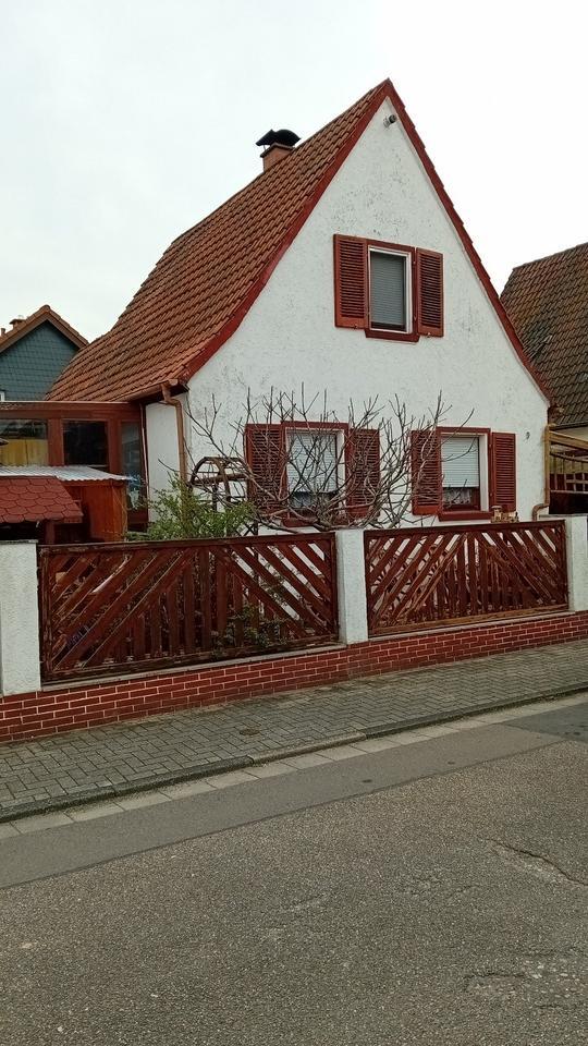 Kleines romantisches Einfamilienhaus
