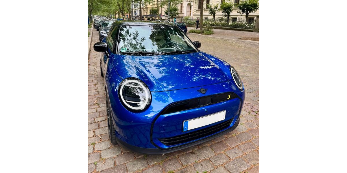 Mini Cooper SE 9.500 km 32.999 &euro; Brandenburg 14770