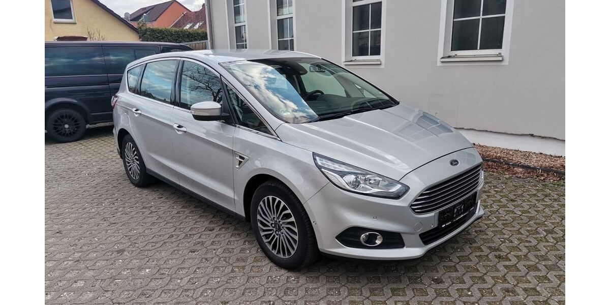 Ford S-Max 160.000 km 11.999 &euro; Heidesee-Friedersdorf 15754