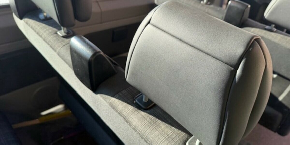 Mercedes-Benz Sprinter 319 CDI V6 9 Sitzer mit Dachklima 293.500 km 22.015 &euro; Muldestausee 06774