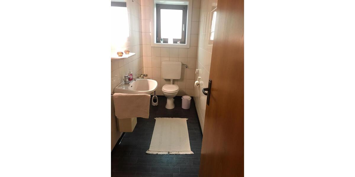 Mehrfamilienhaus, Wohnhaus Kirchhain - 8 Zimmer, 265 m&sup2;, 440.000&euro; | Angebot:25172907