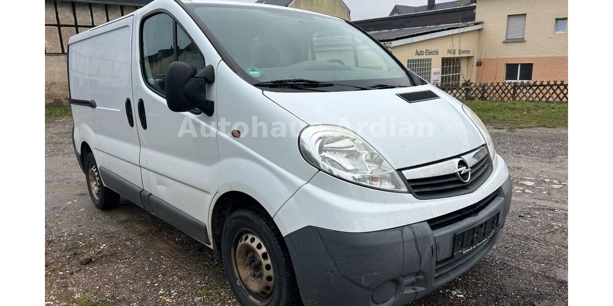 Opel Vivaro 203.306 km 2.999 &euro; Kirchberg 55481