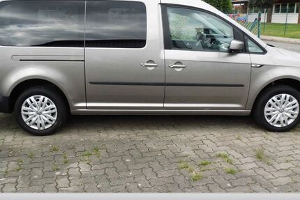 VW Caddy 77.900 km 17.990 &euro; Elmshorn 25337