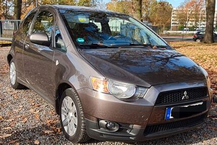 Mitsubishi Colt 211.000 km 2.000 € Hennef 53773