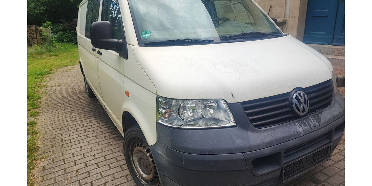 VW T5 Transporter 268.000 km 4.999 &euro; Osterburg 39606