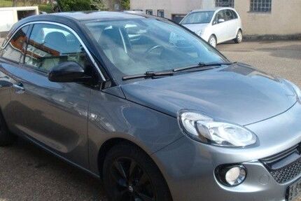 Opel Adam 148.000 km 7.450 &euro; Irndorf 78597