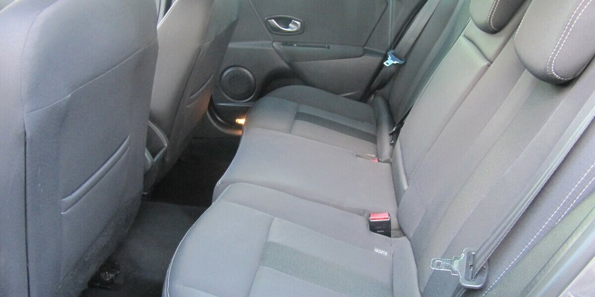 Renault Megane Dynamique -Klima- AHK+ Insp+ 143.547 km 4.250 &euro; Schwalbach/Taunus 65824