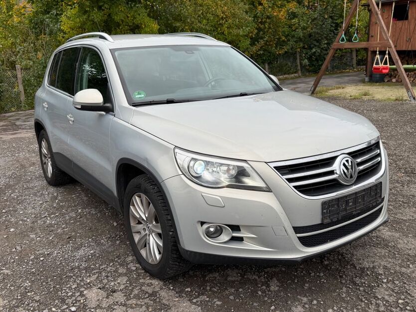 VW Tiguan 236.524 km 5.700 € Herford 32049