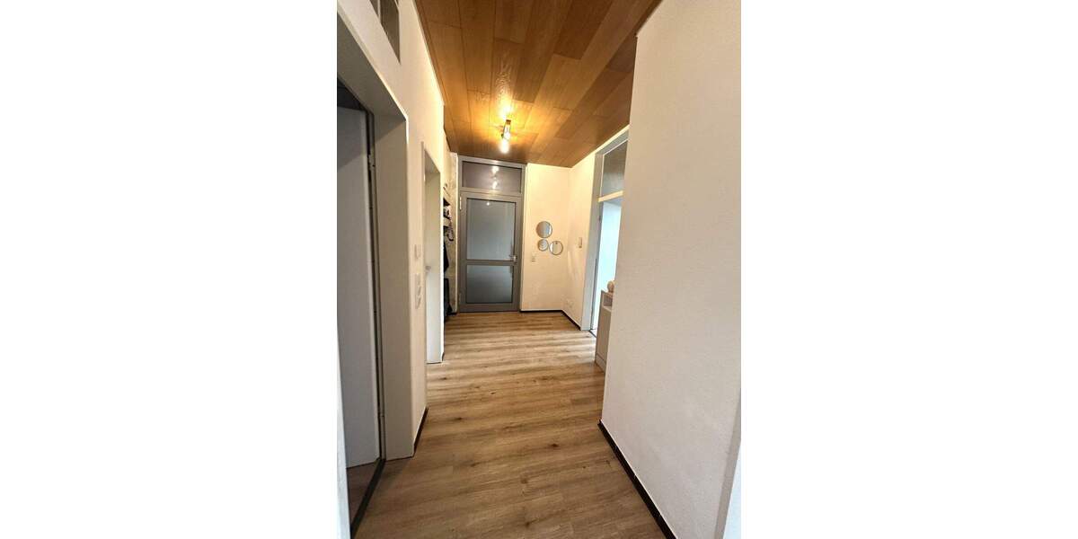 Mehrfamilienhaus, Wohnhaus Niederzier - 8 Zimmer, 274 m&sup2;, 415.000&euro; | Angebot:24436562