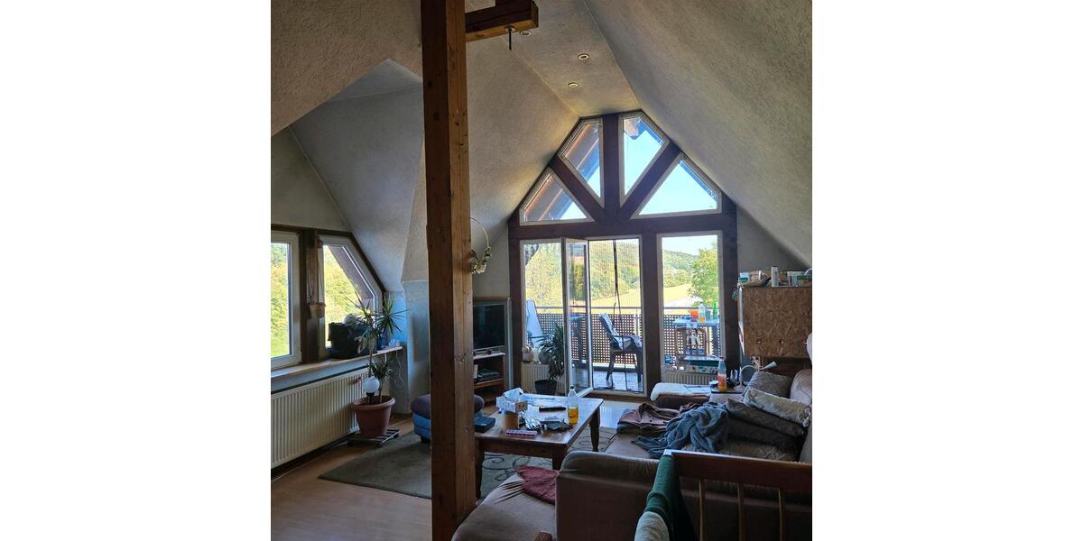 Einfamilienhaus Gladenbach - 8 Zimmer, 230 m&sup2;, 260.000&euro; | Angebot:27281915