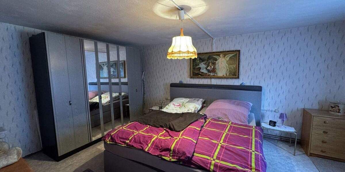 Einfamilienhaus Brand-Erbisdorf / Mittelsaida Brand-Erbisdorf - 4 Zimmer, 121 m&sup2;, 69.000&euro; | Angebot:25744314