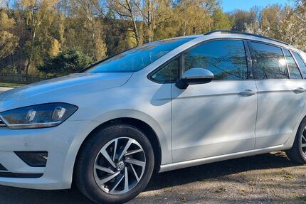 VW Golf Sportsvan 106.000 km 11.800 &euro; Lößnitz 08294