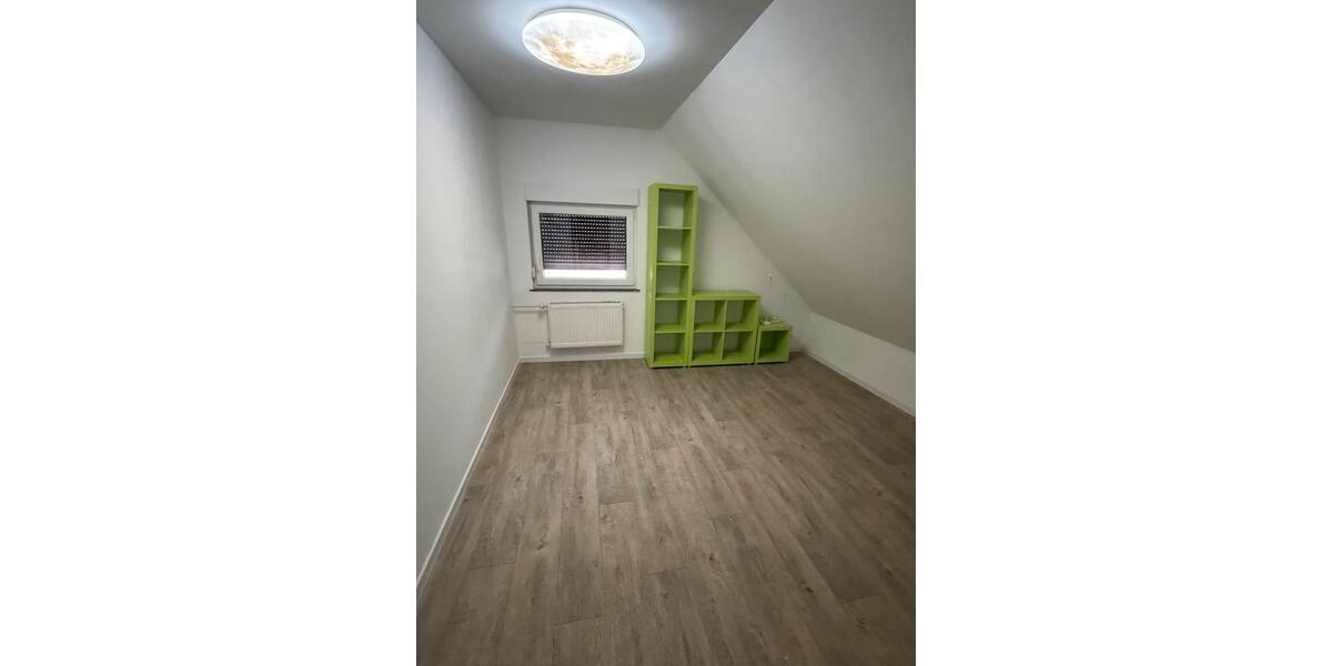 Einfamilienhaus Neunkirchen - 6 Zimmer, 183 m&sup2;, 220.000&euro; | Angebot:26824250