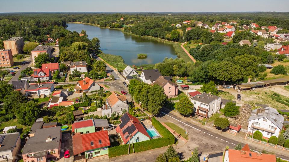 Wygodny dom - sklep, mieszkanie i bazy! 2 zimmer