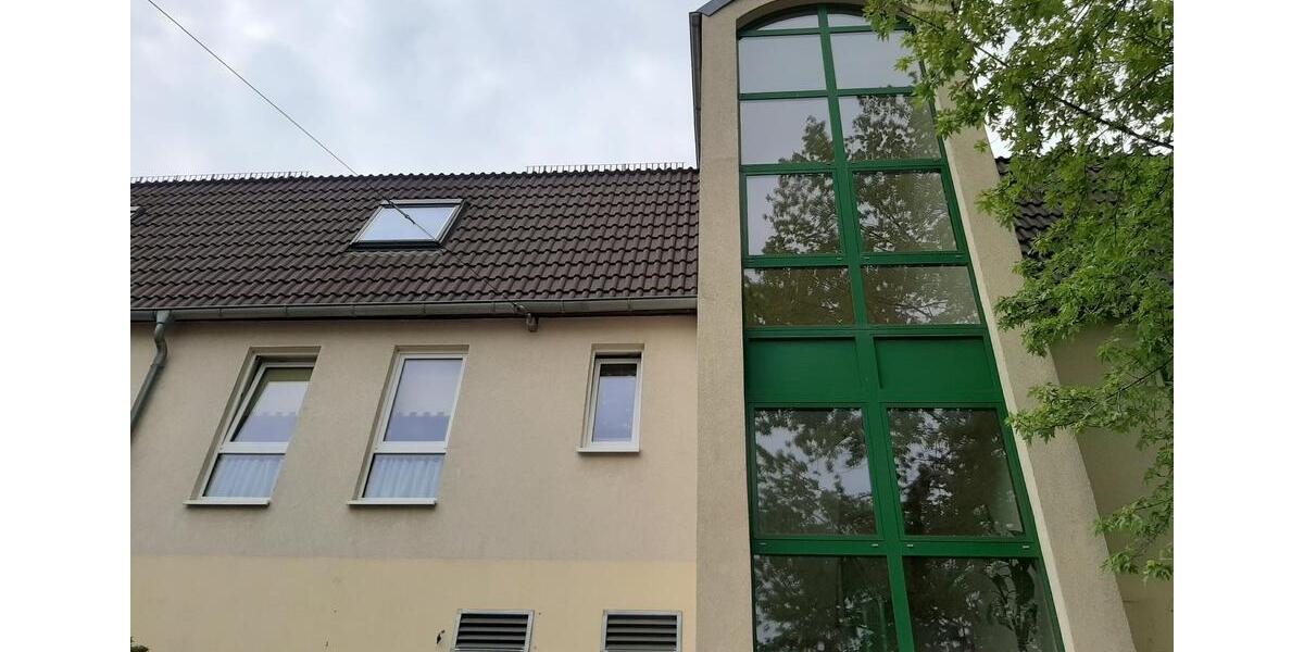 Dachgeschoßwohnung Bad Dürrenberg - 2 Zimmer, 61 m&sup2;, 120.000&euro; | Angebot:25539480