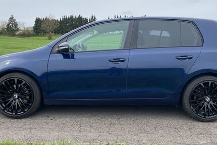 VW Golf 165.679 km 4.699 &euro; Lasel 54612