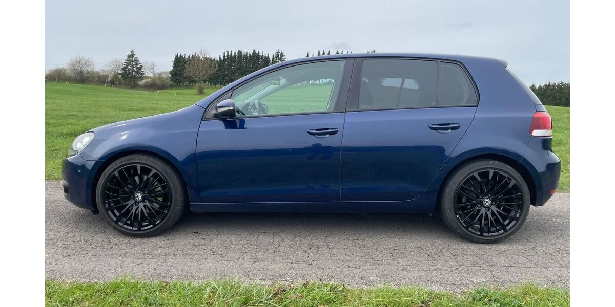 VW Golf 165.679 km 4.699 &euro; Lasel 54612