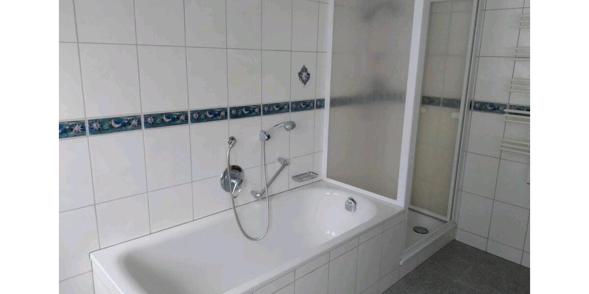 Doppelhaushälfte Selb - 7 Zimmer, 160 m&sup2;, 1.050&euro; | Angebot:26417758