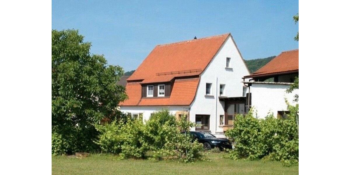 Einfamilienhaus Elfershausen - 5 Zimmer, 145 m&sup2;, 1.200&euro; | Angebot:25942049