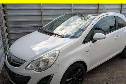 Opel Corsa 172.201 km 3.300 &euro; Lübeck 23556