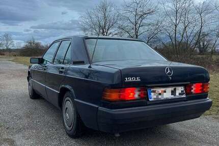 Mercedes-Benz 190 129.000 km 8.999 &euro; Stutensee 76297