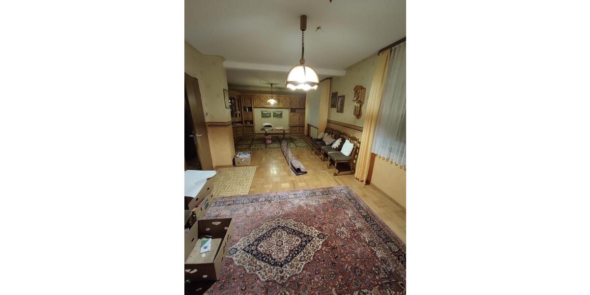 WG Zimmer in 4er WG Erstbezug 7 zimmer