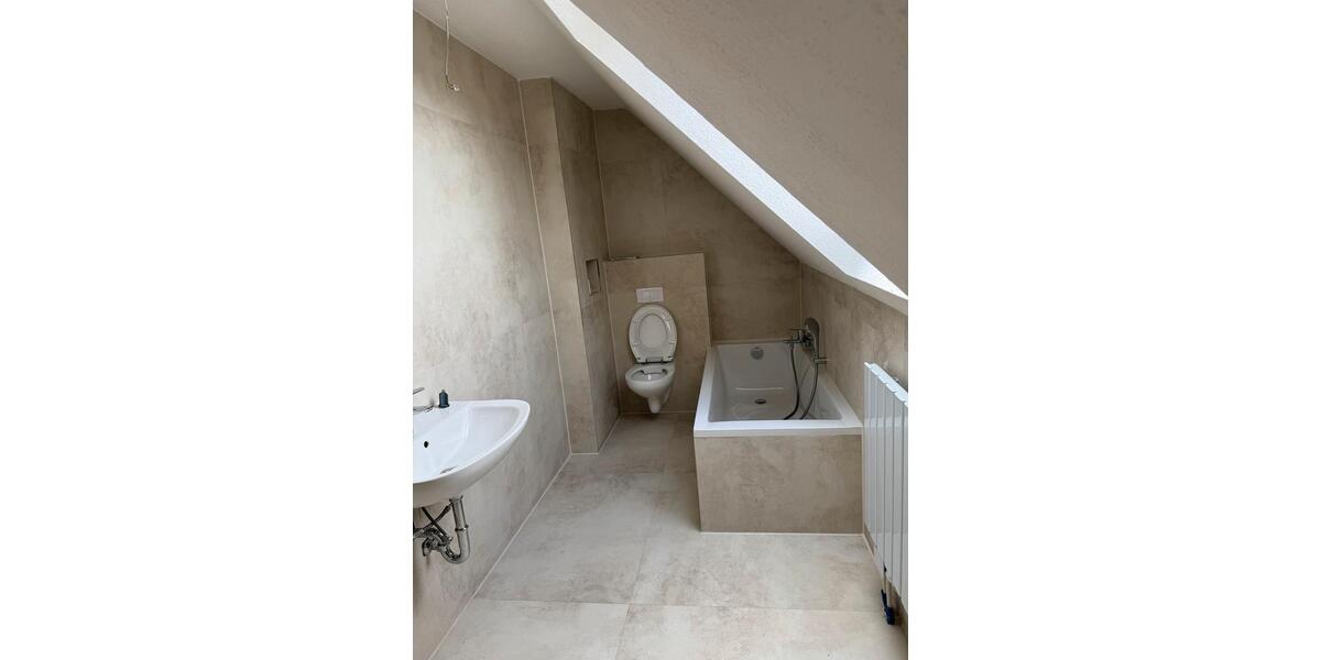Reihenhaus Lengede - 6 Zimmer, 130 m&sup2;, 330.000&euro; | Angebot:26797573