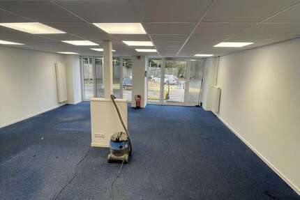 Büro in Höhndorf 1.018 € 250 m² zimmer