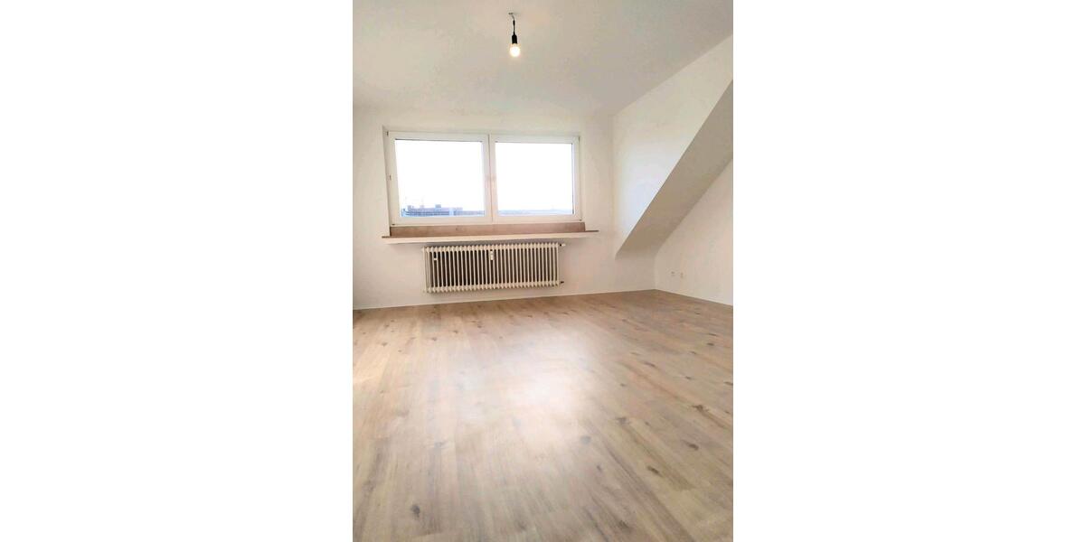 Dachgeschoßwohnung Stolberg (Rheinland) - 3 Zimmer, 65 m&sup2;, 159.000&euro; | Angebot:24976847