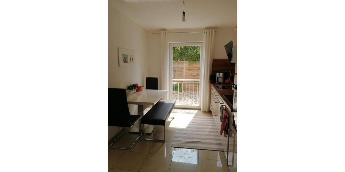 Etagenwohnung Dingolfing - 3 Zimmer, 77 m&sup2;, 750&euro; | Angebot:26414777