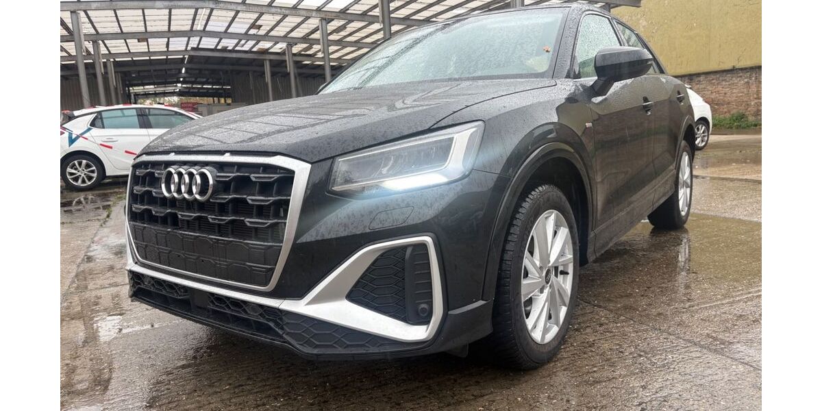 Audi Q2 12.000 km 25.590 &euro; Berlin 12099