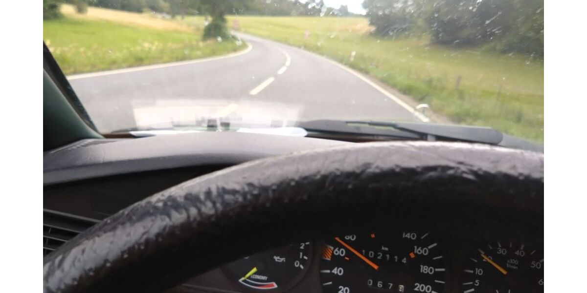 Mercedes-Benz 190 115.000 km 7.900 &euro; Kassel 34131