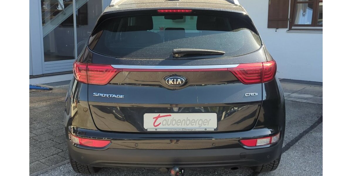 Kia Sportage Platinum Edition 2.0 CRDi 4WD *Standh.* 134.000 km 13.880 &euro; Bad Tölz 83646