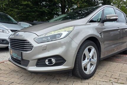 Ford S-Max 141.000 km 13.699 &euro; Warendorf 48231