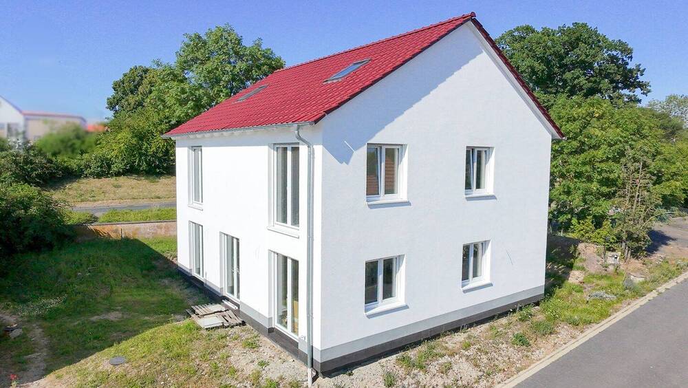 Einfamilienhaus Niedernjesa Niedernjesa - 8 Zimmer, 220 m&sup2;, 694.000&euro; | Angebot:26192134