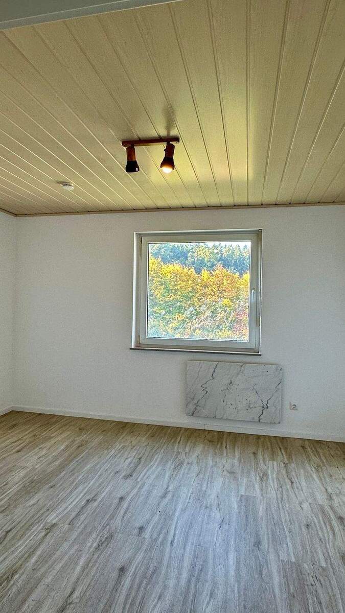 Mietwohnung mit Balkon, Garten & Stellplatz 3 zimmer